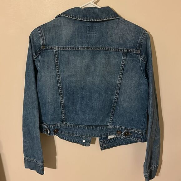 JCPenney's Classic Denim Jacket - Picture 5 of 6